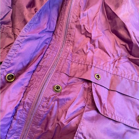 💜 Embrace the Vintage Vibes: Purple Windbreaker  Coat - Size Unknown 🌬️ - Picture 12 of 13